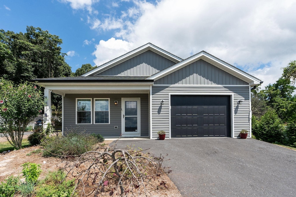 307 Kaolin Spring Ln, Greenville, VA 24440 - photo 1