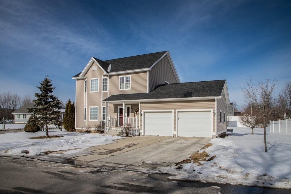 24 Griswold Dr, Rutland, VT 05701 - photo 1