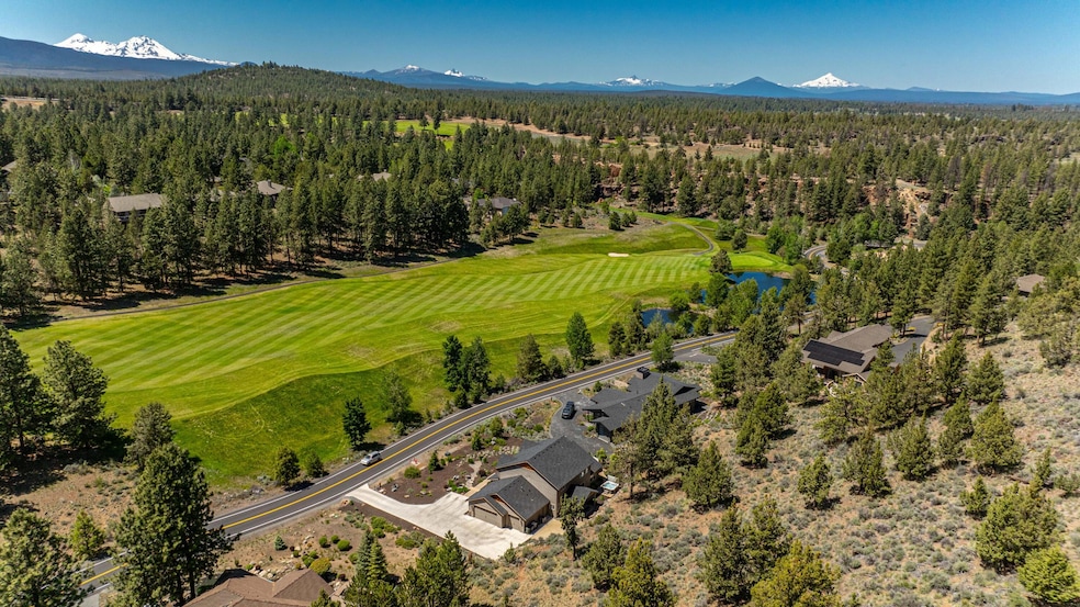 2269 NW Putnam Rd, Bend, OR 97701 - photo 1
