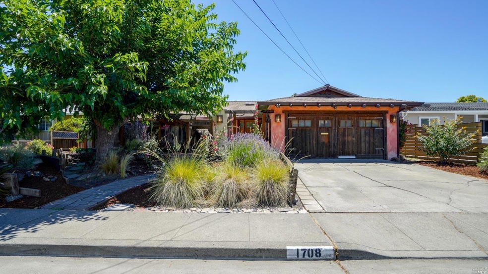 Sold $670,000 • Co-Listing Agent