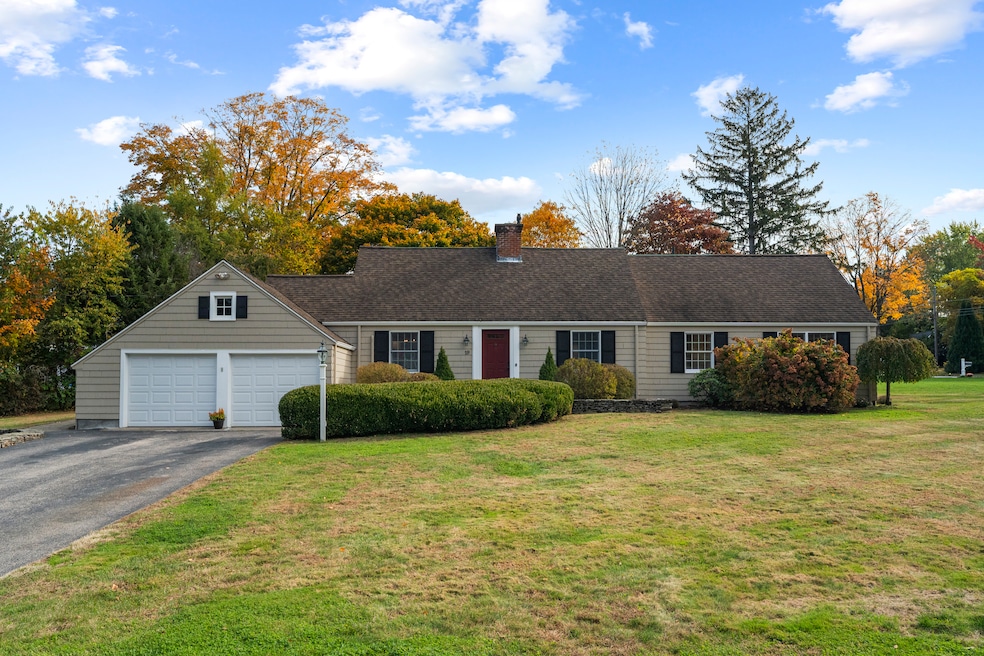 19 Orchard Ln, Glastonbury, CT 06033 - photo 1