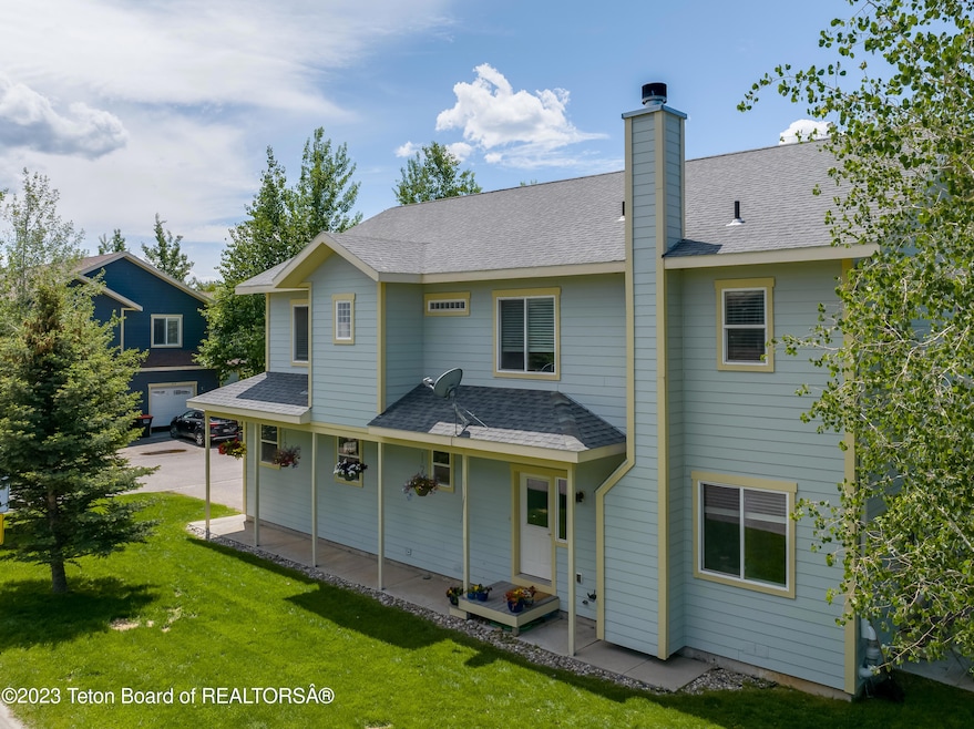 352 Forest View Dr, Driggs, ID 83422 - photo 1