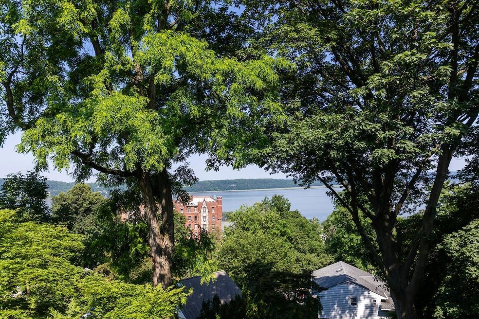 38 Oliphant Ave unit 7, Dobbs Ferry, NY 10522 - photo 1