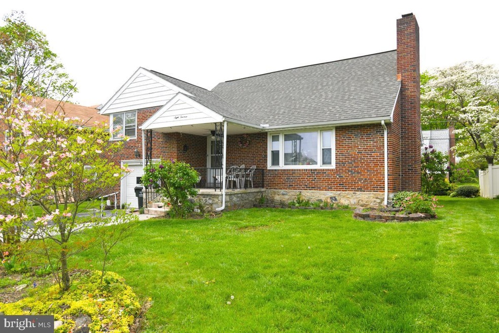 814 N 26th St, Reading, PA 19606 - photo 1