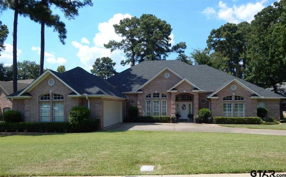 1108 Ashwood Dr, Tyler, TX 75703 - photo 1