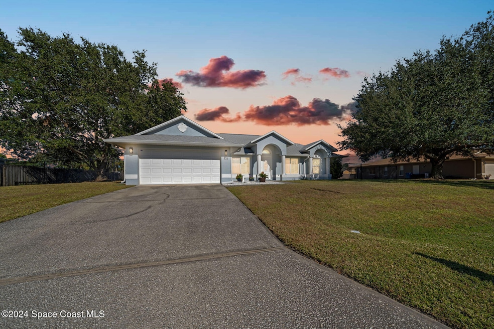 1-web-or-mls-321-narragansett-st-ne