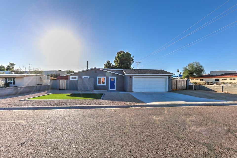 3231 N 27th Pl-2