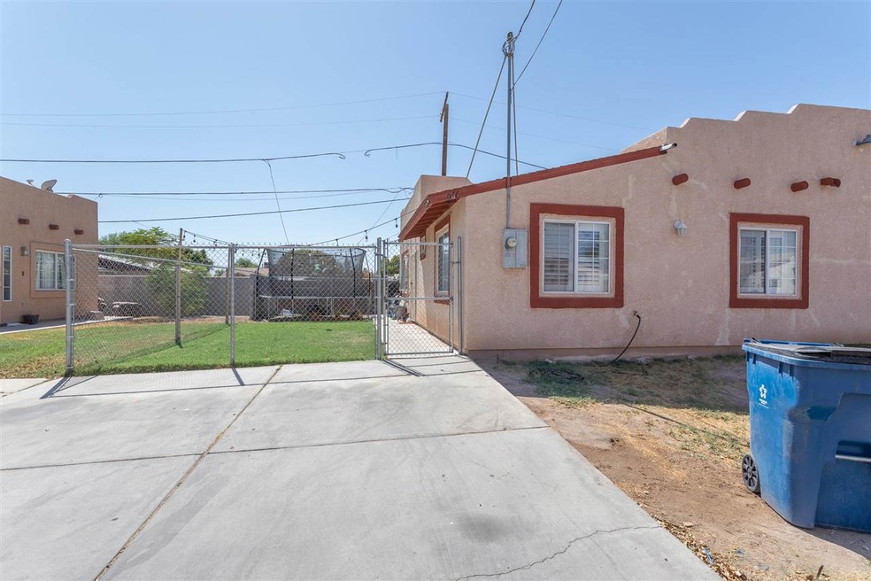 966 S 37th Ave, Yuma, AZ 85364 - photo 1