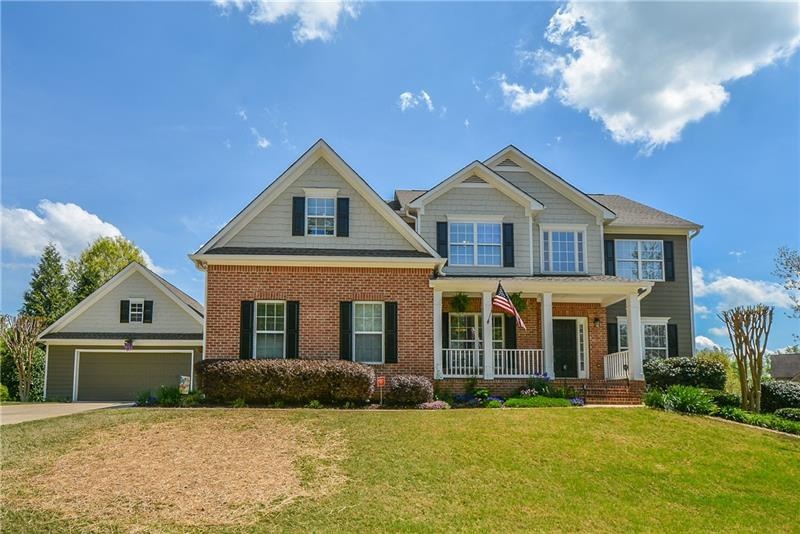 305 Meadowcrest Circle. Beautiful corner lot at sm