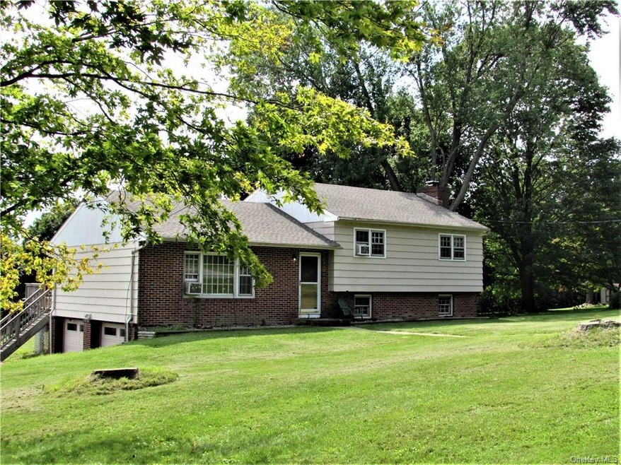 Spacious home, nice neighborhood is close to all t