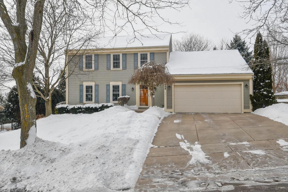 1908 Fieldcrest Ln, Waukesha, WI 53186 - photo 1