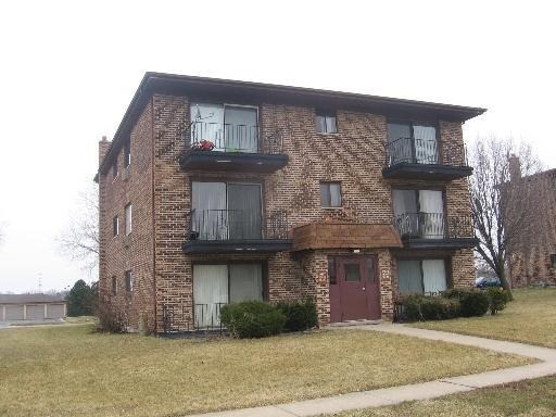 18247 Ravisloe Terrace unit 43, Country Club Hills, IL 60478 - photo 1