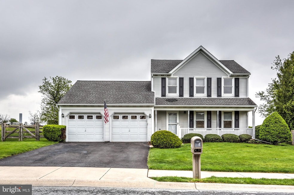 311 Willow Ln, New Holland, PA 17557 - photo 1