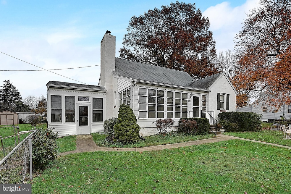 7701 Highpoint Rd, Clearwater Beach, MD 21226 - photo 1