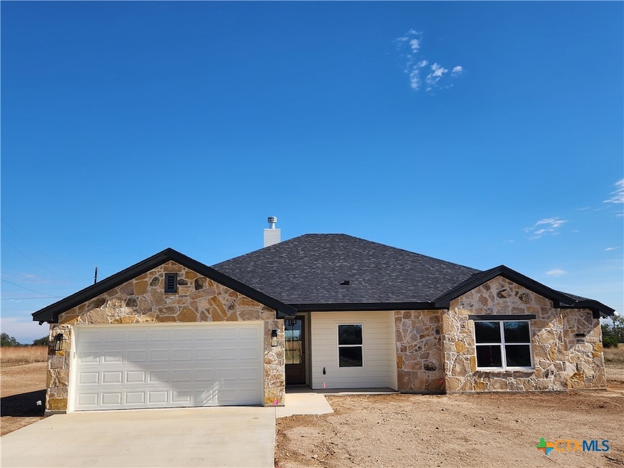 100 Hillside Ln, Lampasas, TX 76550 - photo 1
