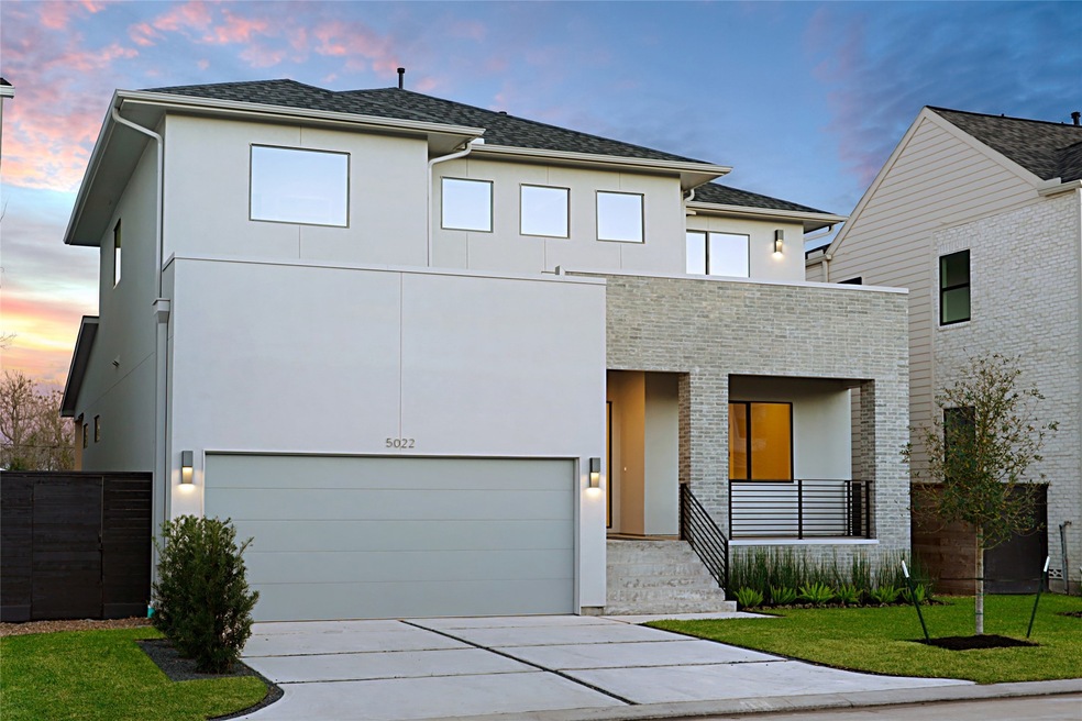 5022 Bayou Ridge Dr, Houston, TX 77092 - photo 1