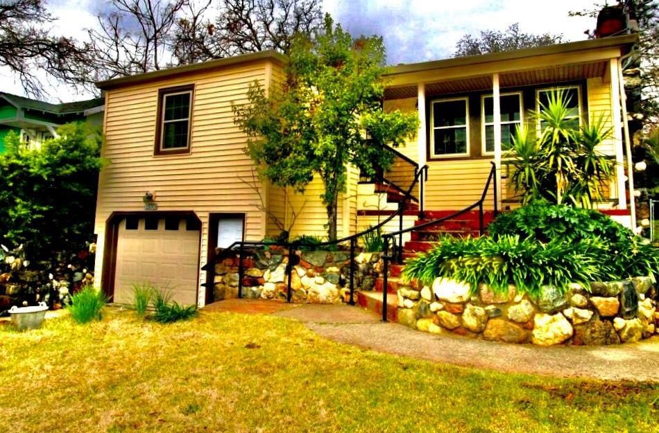 1570 Fig Ave, Redding, CA 96001 - photo 1