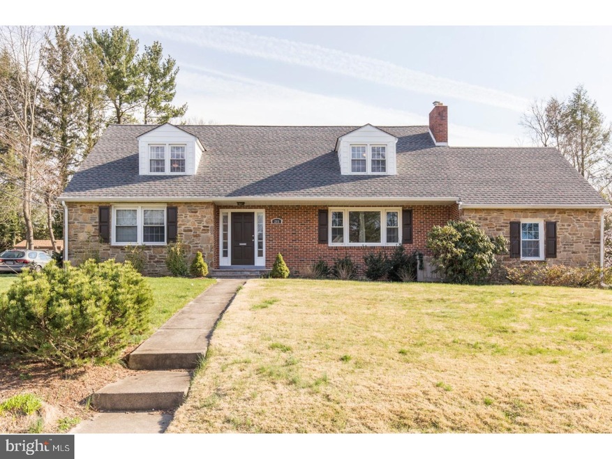 208 W Crest Rd, Wilmington, DE 19803 - photo 1