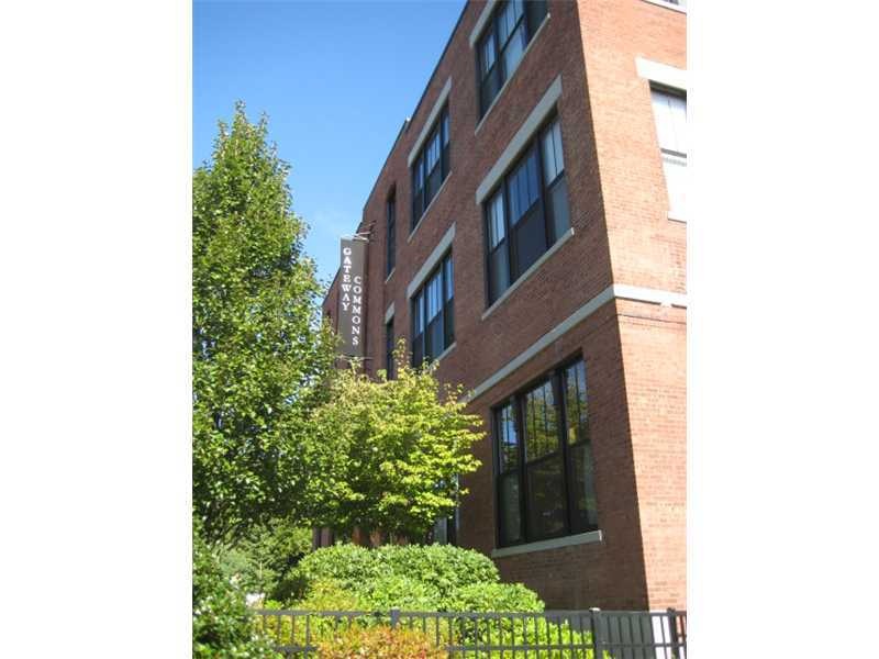 685 Social St unit 207, Woonsocket, RI 02895 - photo 1