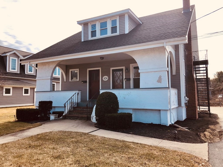 424 E Central St unit A, Franklin, MA 02038 - photo 1