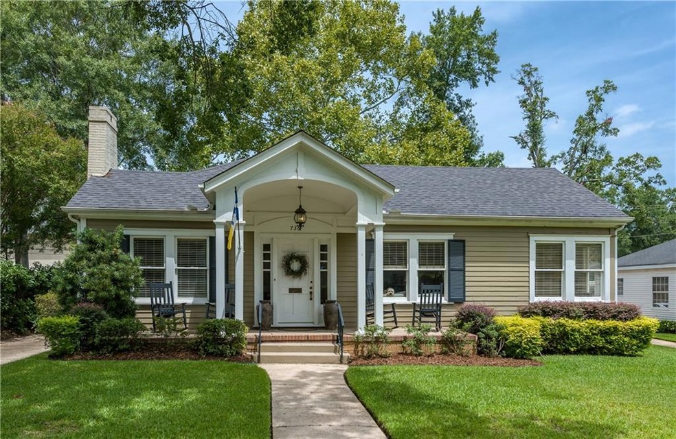 So much charm in this South Highlands home located