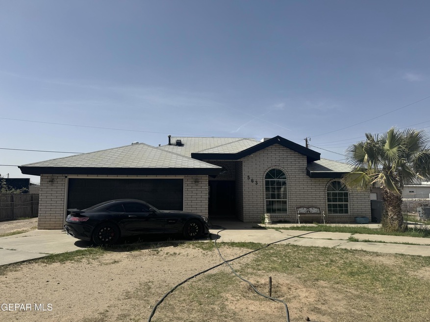 563 Riverdale St, El Paso, TX 79907 - photo 1