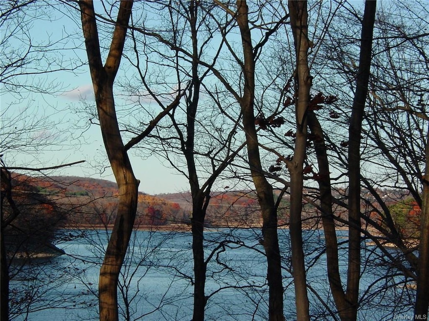 90 Reservoir Rd, Brewster, NY 10509 - photo 1