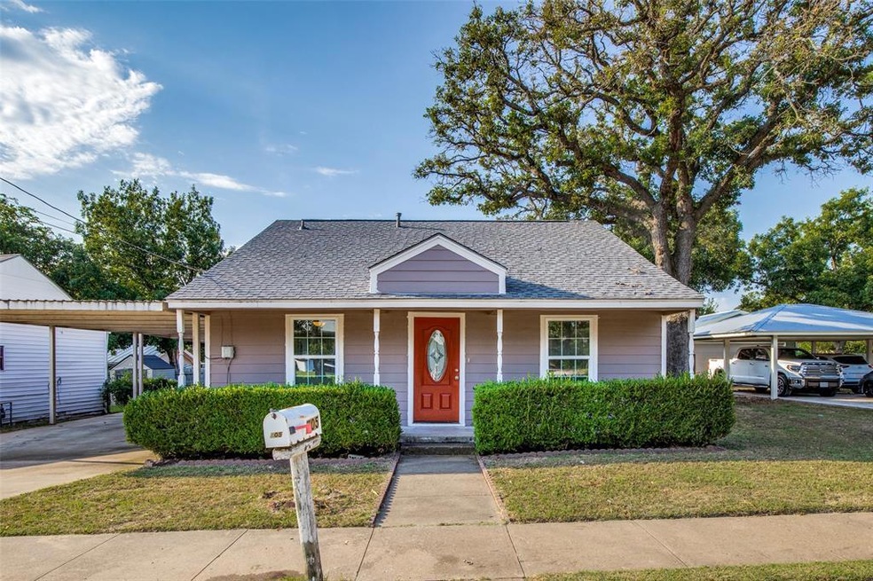 705 W Bridge St, Weatherford, TX 76086 - photo 1