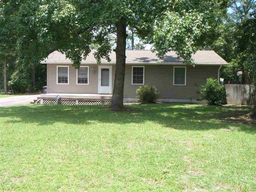 313 Lakewood Dr, Jacksonville, NC 28546 - photo 1