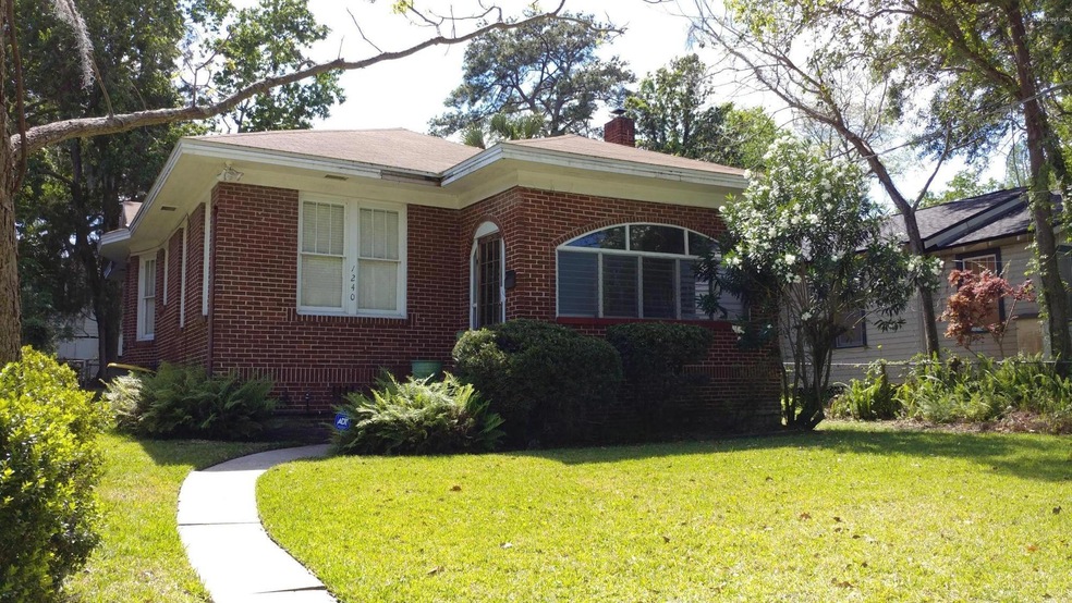 1240 Willow Branch Ave, Jacksonville, FL 32205 - photo 1