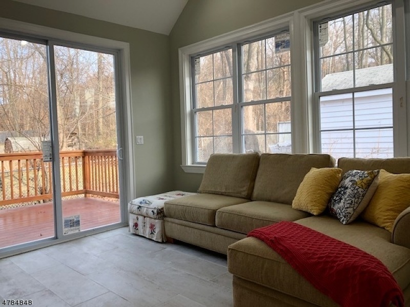 2 Seaman Rd, West Orange, NJ 07052 - photo 1