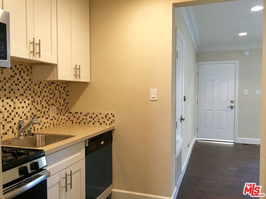 1844 El Cerrito Place unit 1, Los Angeles, CA 90068 - photo 1