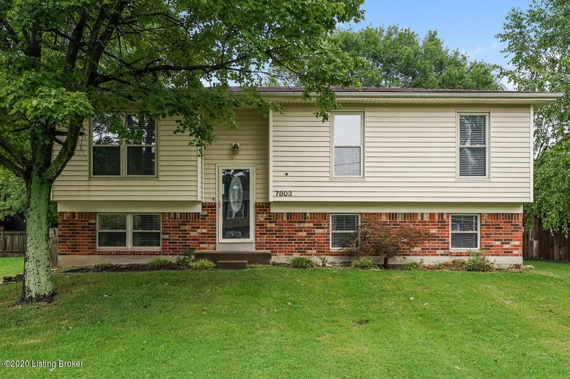 000-photo-front-view-8521980