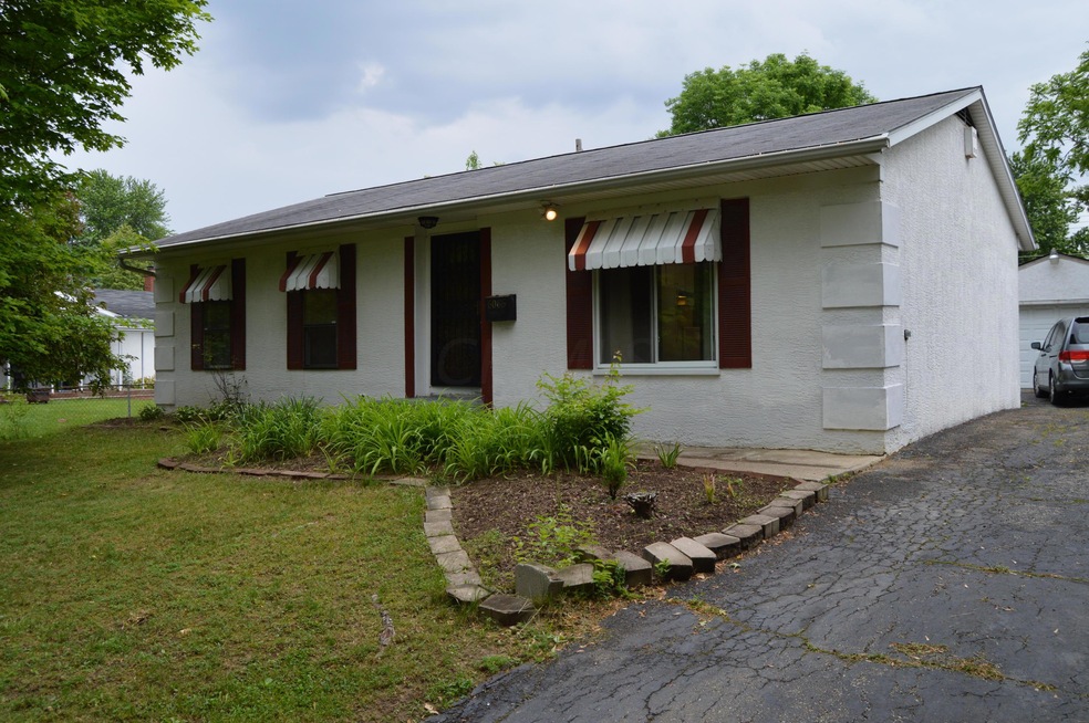 HouseFront1