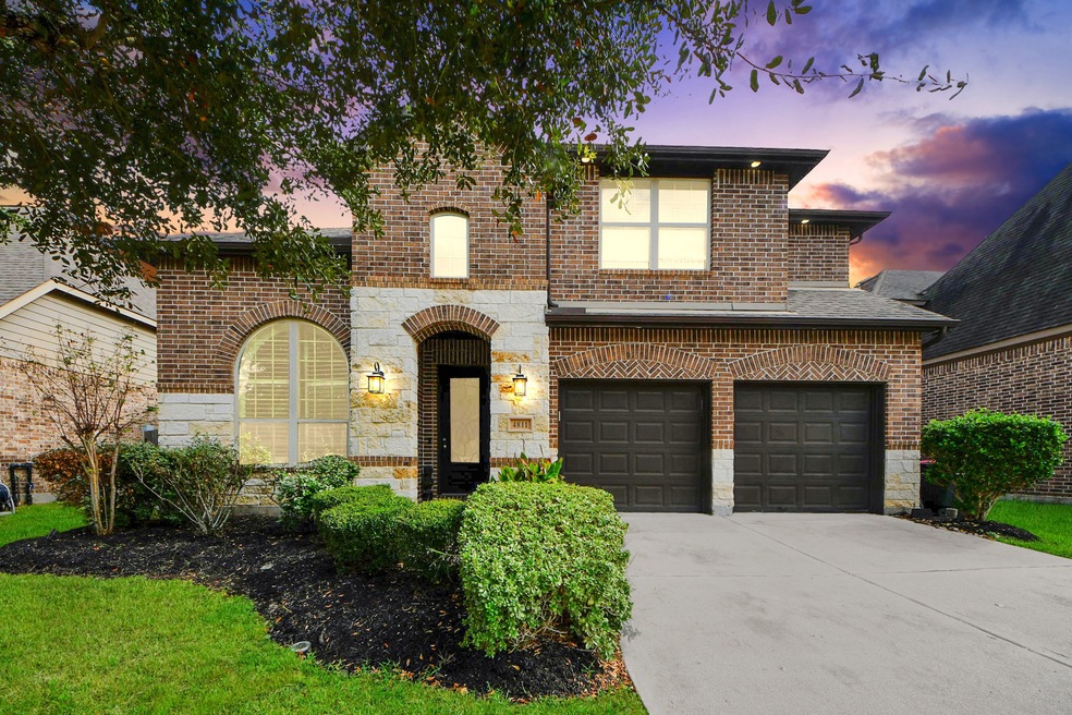 4811 Applewood Crest Ln, Rosharon, TX 77583 - photo 1