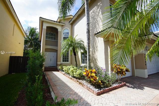 10744 NW 70th St, Doral, FL 33178 - photo 1