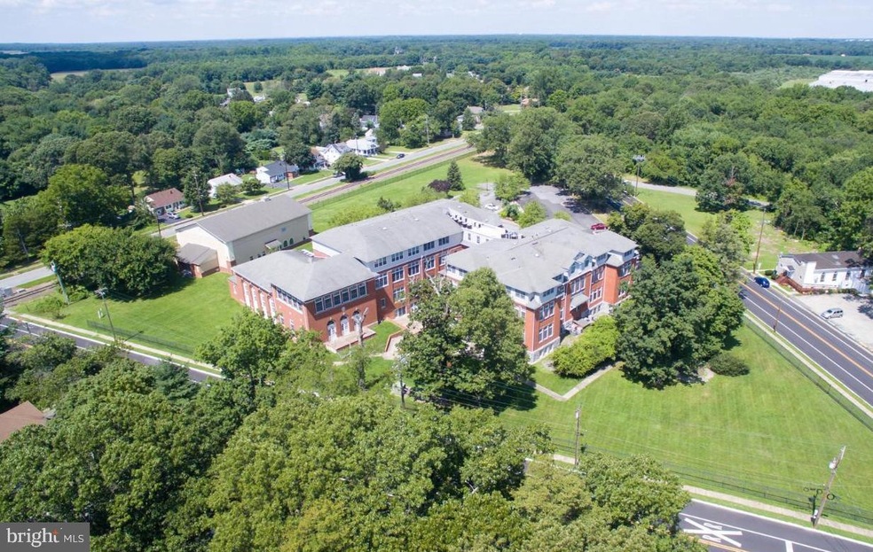 100 Aura Rd unit 101, Clayton, NJ 08312 - photo 1