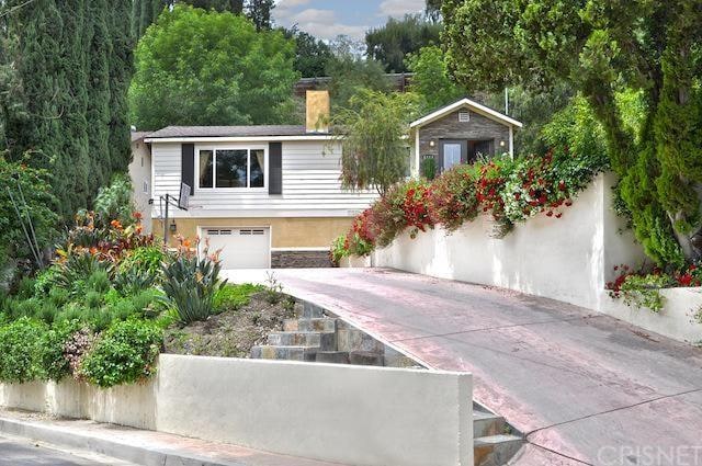 5111 Campo Rd, Woodland Hills, CA 91364 - photo 1