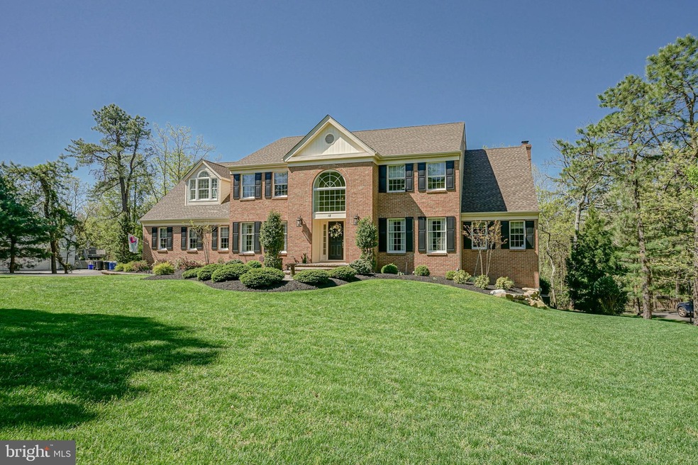 18 Macclesfield Dr, Medford, NJ 08055 - photo 1