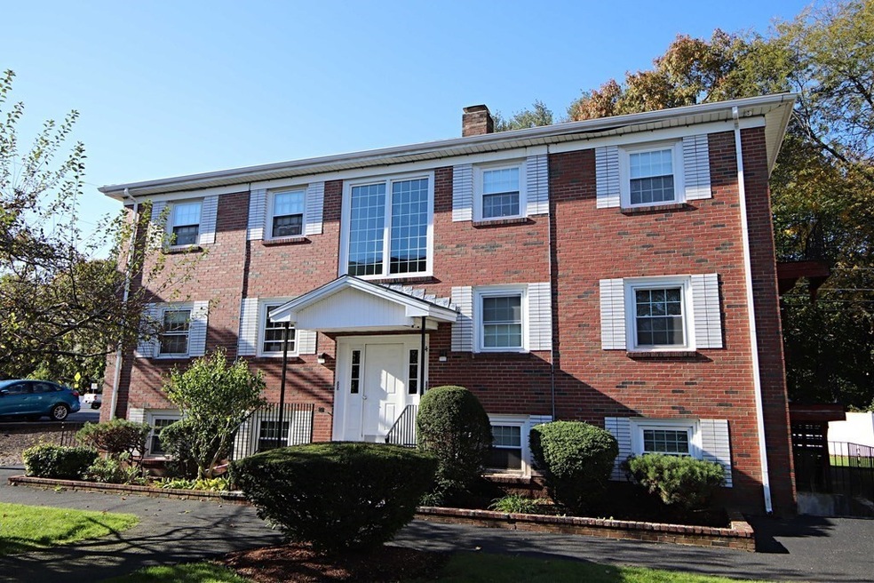 14 Austin Ct unit C, Saugus, MA 01906 - photo 1