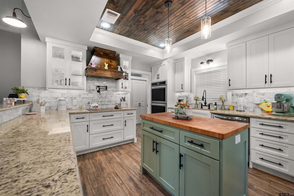 Pending $365,000