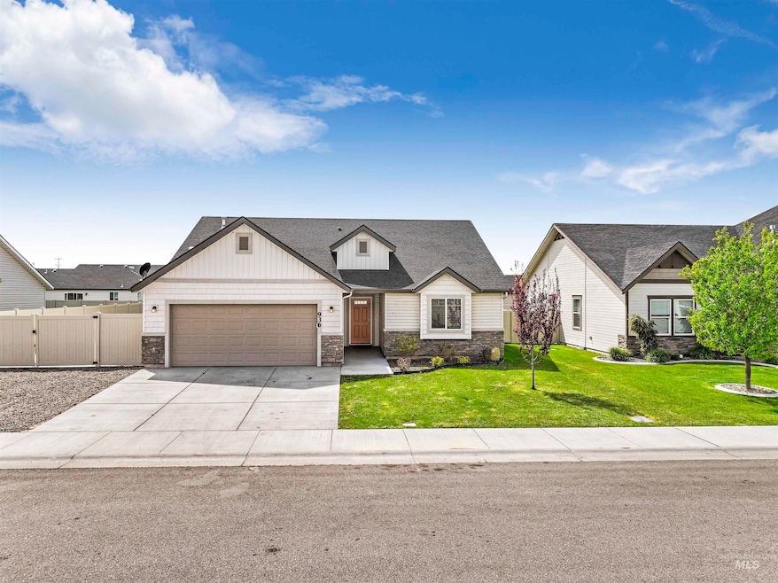 936 Birchton Loop, Twin Falls, ID 83301 - photo 1