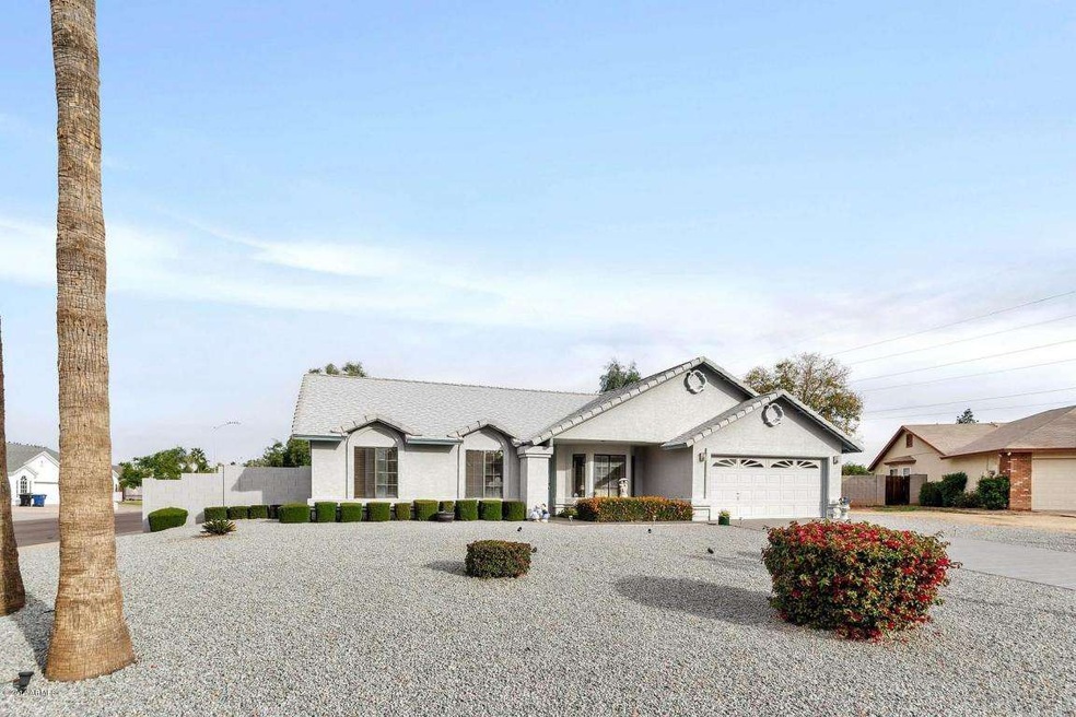 Front Elevation Diamond