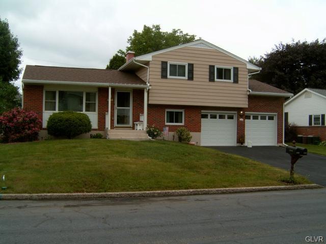 1532 Laurel Ln, Macungie, PA 18062 - photo 1