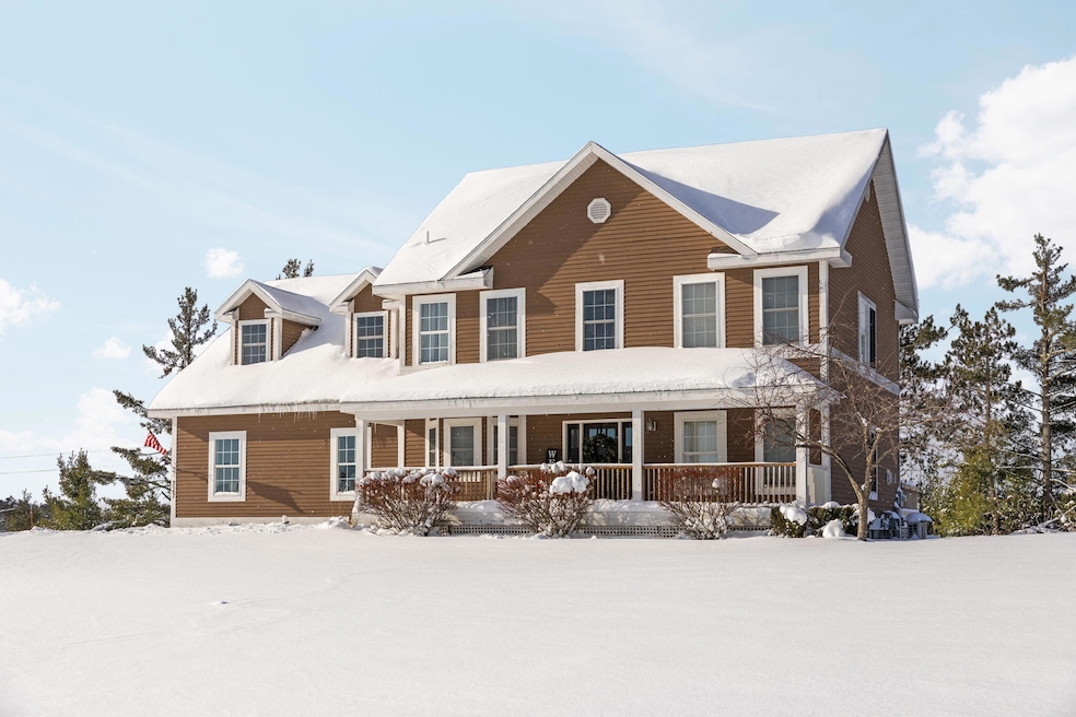 727 S Classic Dr, Gaylord, MI 49735 - photo 1