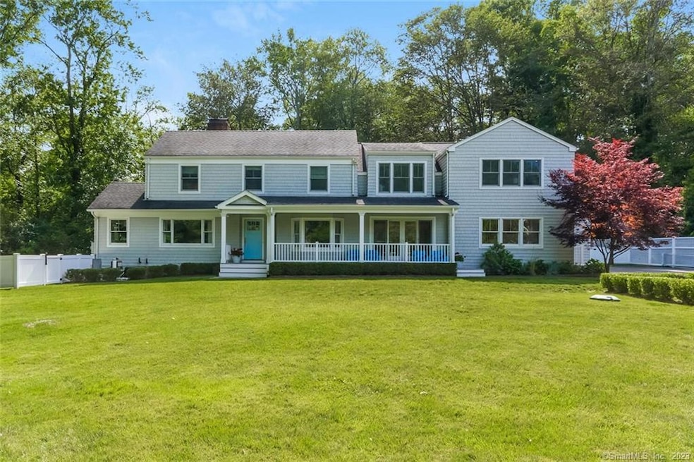 17 Mystic Ln, Darien, CT 06820