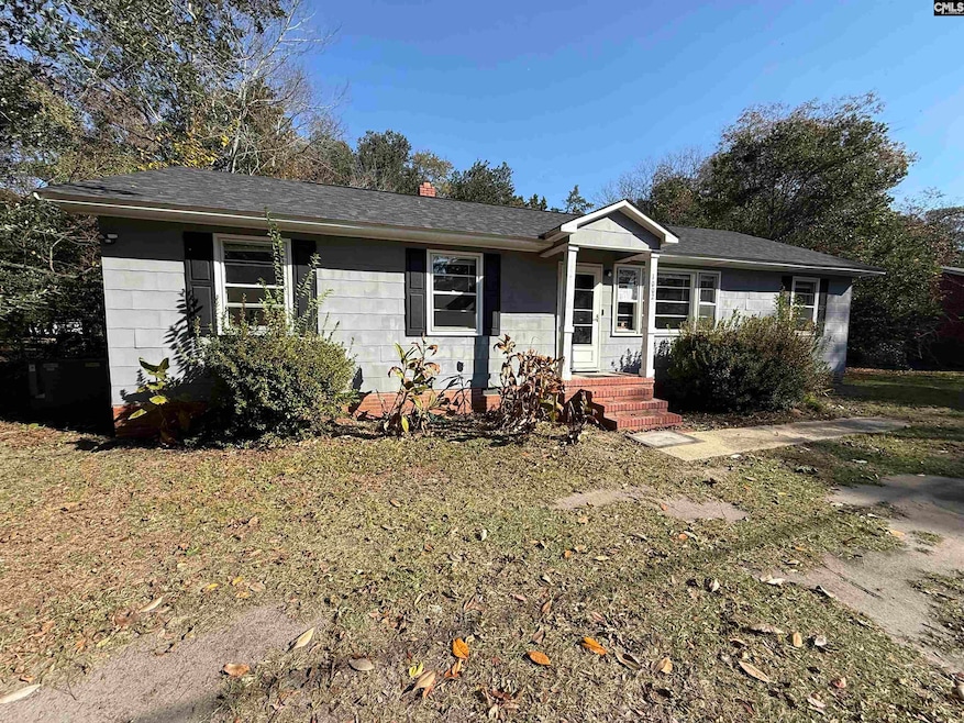 1002 Nandina St, Hartsville, SC 29550 - photo 1