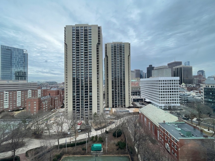Hawthorne Place Condominium unit 16L, Boston, MA 02114 - photo 1