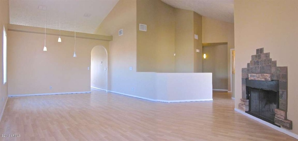 Living Room/Dining Room