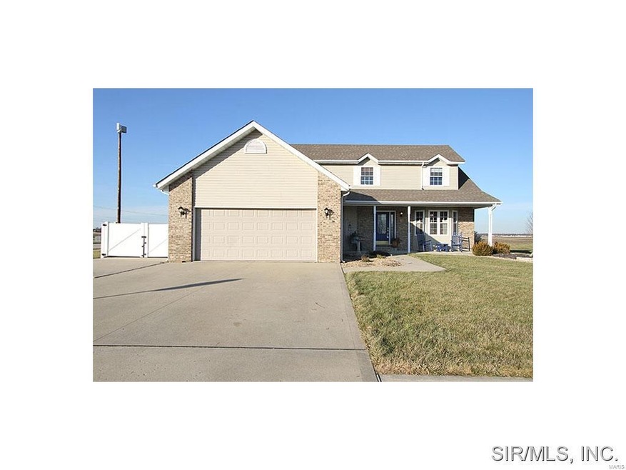 Gorgeous 1 1/2 Story Home!